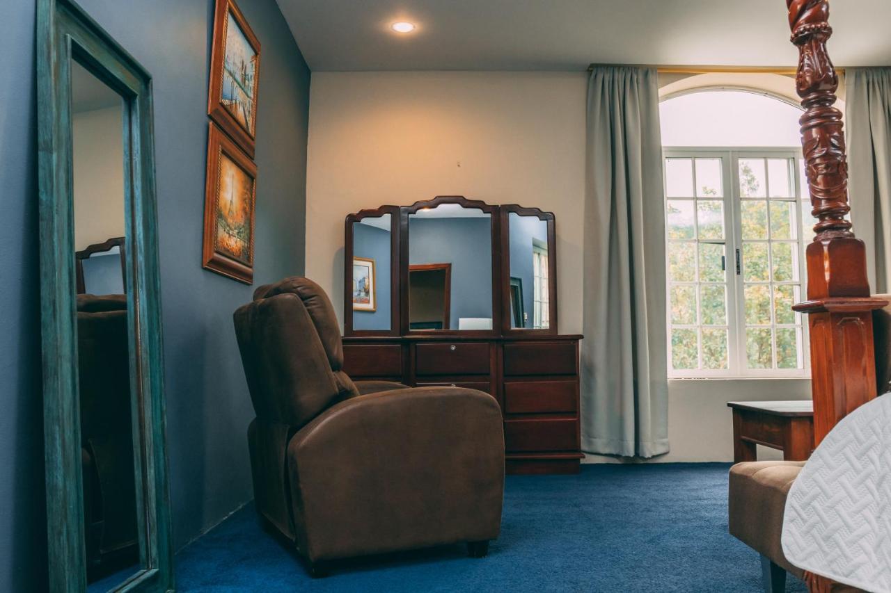 Liquidambar Hotel Sarabanda Bagian luar foto
