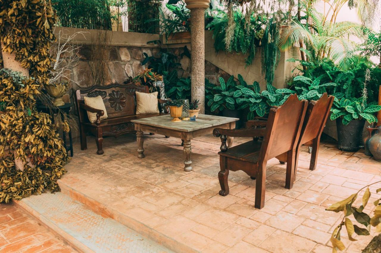 Liquidambar Hotel Sarabanda Bagian luar foto