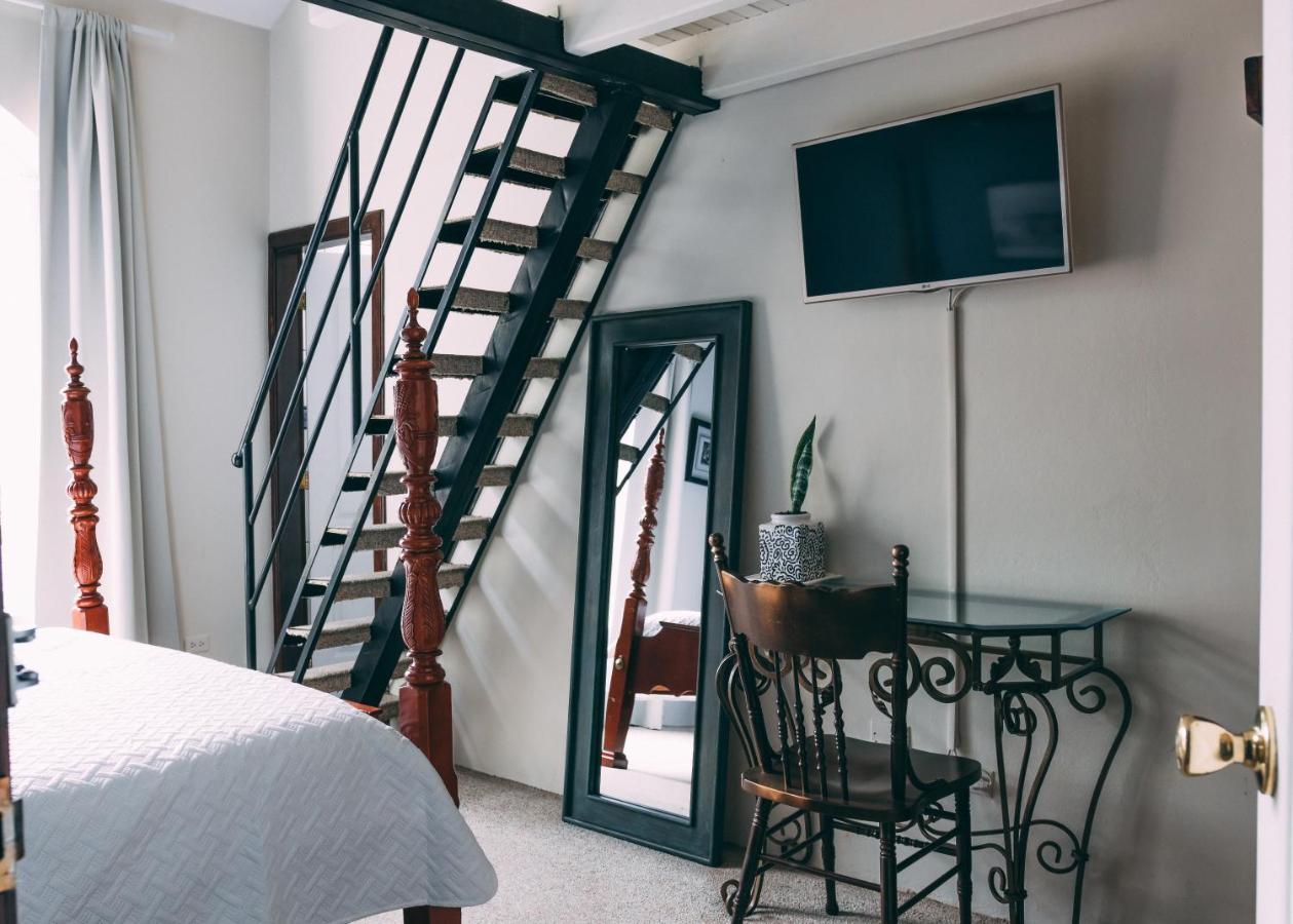 Liquidambar Hotel Sarabanda Bagian luar foto