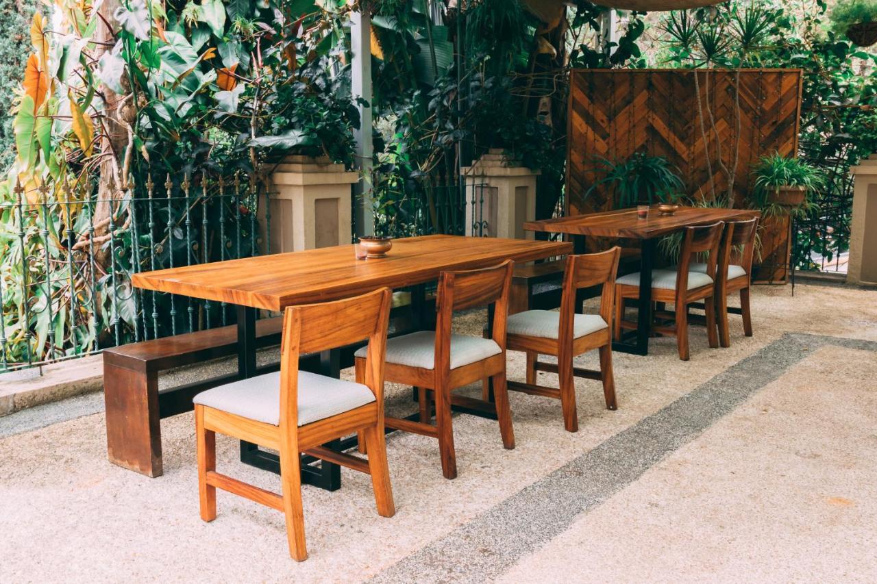 Liquidambar Hotel Sarabanda Bagian luar foto